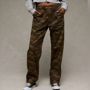 American Eagle Stretch Low-Rise Baggy Utility Pant